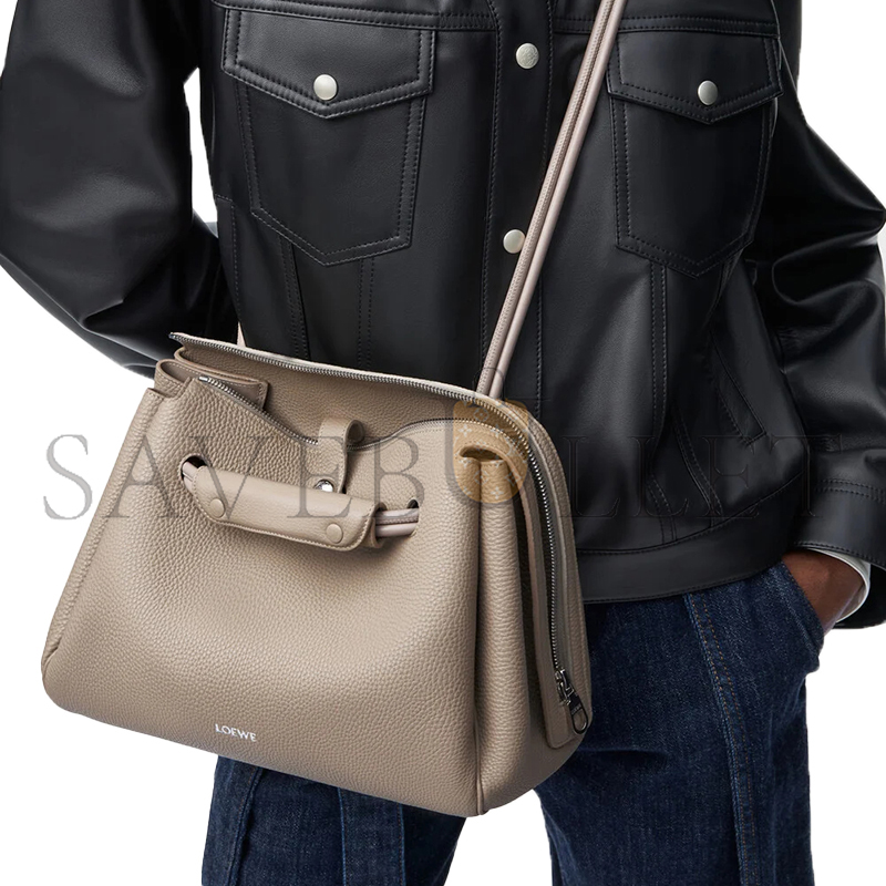 LOEWE MEDIUM MADRID BAG IN SUPPLE GRAINED CALFSKIN AACOAB1X05 (28.5*23*11cm)